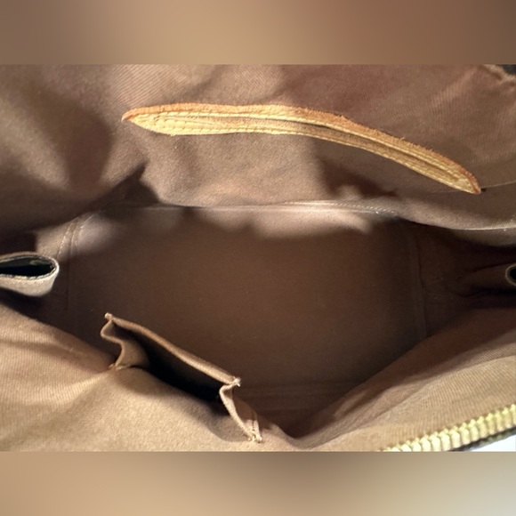 Louis Vuitton Alma PM Handbag - Picture 8 of 11